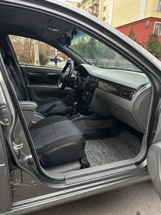 Chevrolet Gentra II