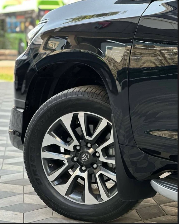 Toyota Land Cruiser Prado 150 Series Рестайлинг 3