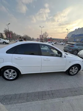 Chevrolet Gentra II