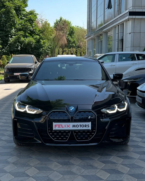 BMW i4 I