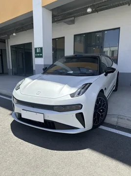 Zeekr 001 I