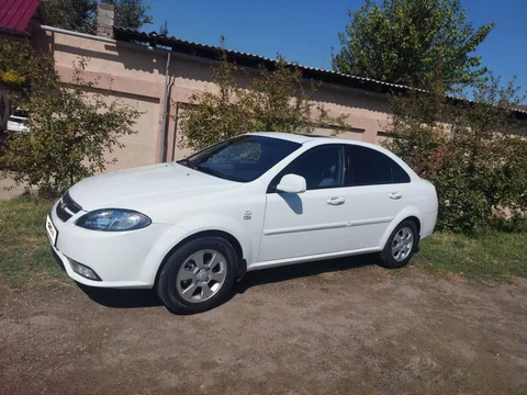 Chevrolet Gentra II
