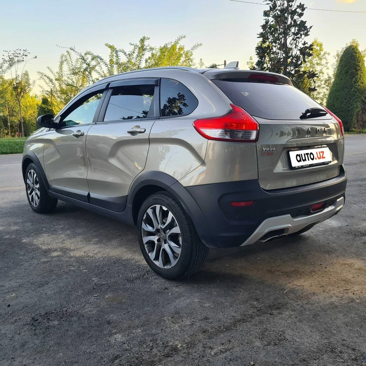 Lada XRAY I