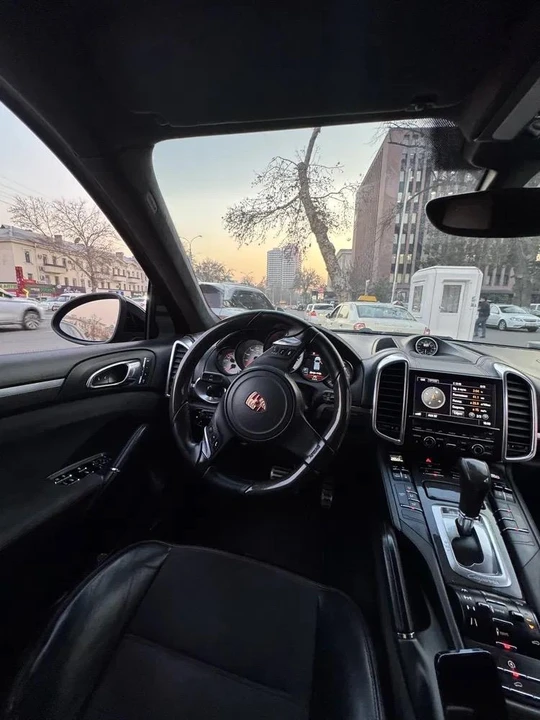 Porsche Cayenne II 958