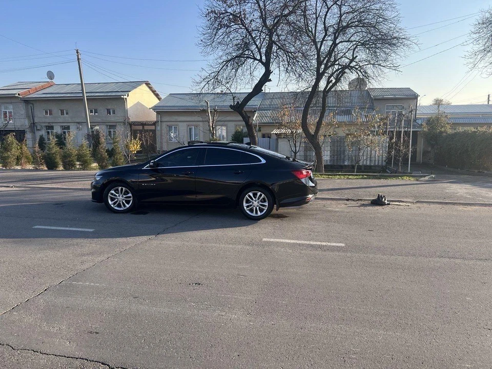 Chevrolet Malibu IX