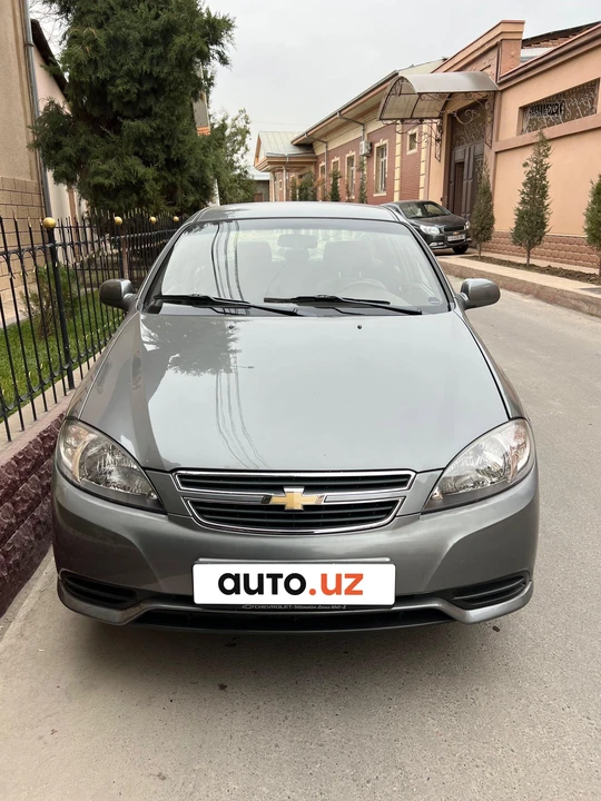 Chevrolet Gentra II