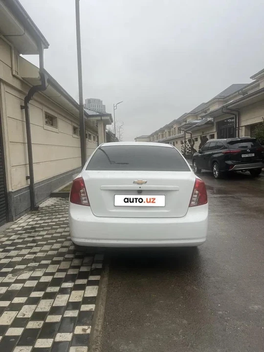 Chevrolet Gentra II