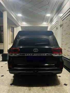 Toyota Land Cruiser 200 Series Рестайлинг I