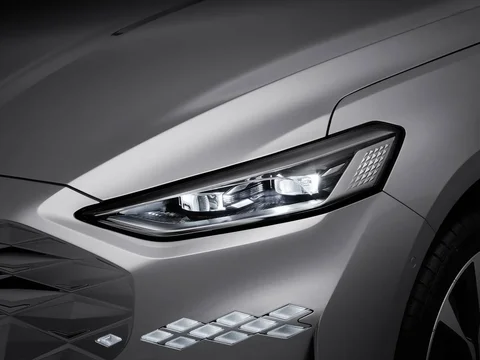 Kia K8 I