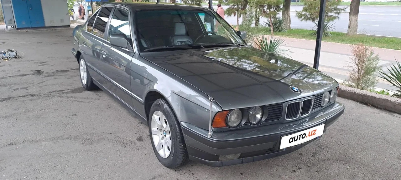 BMW 5 series III (E34)