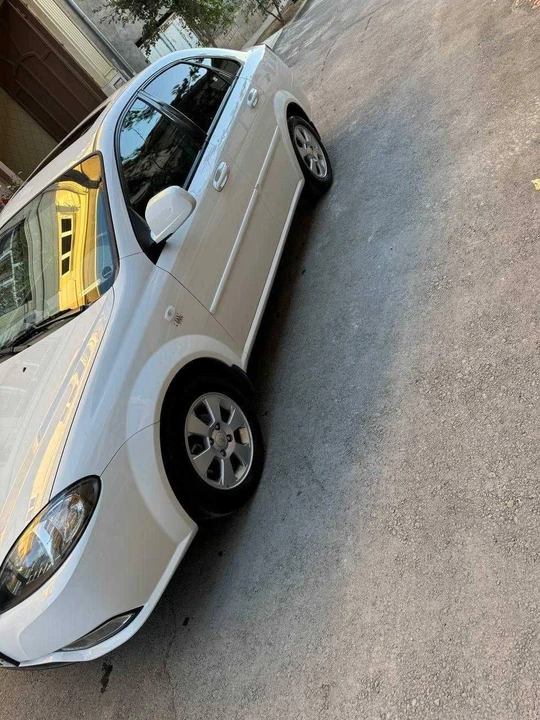 Chevrolet Gentra II