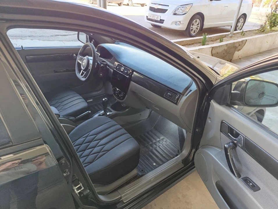 Chevrolet Gentra II