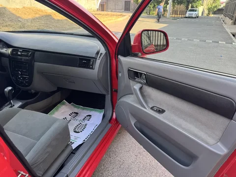 Chevrolet Gentra II
