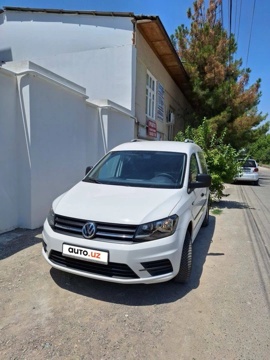 Volkswagen Caddy V