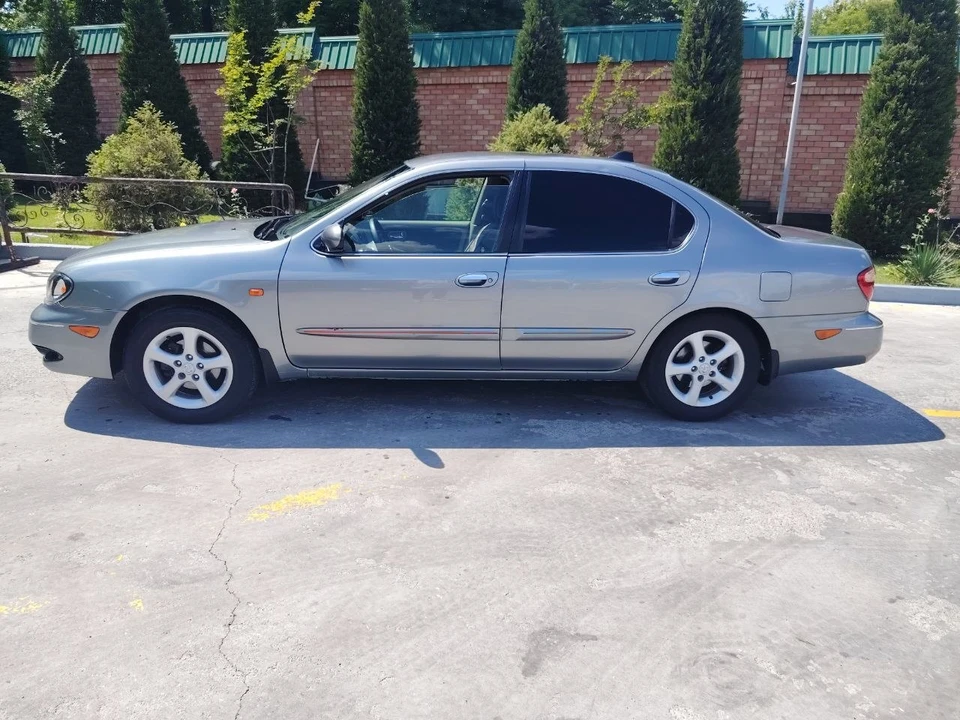 Nissan Maxima VI