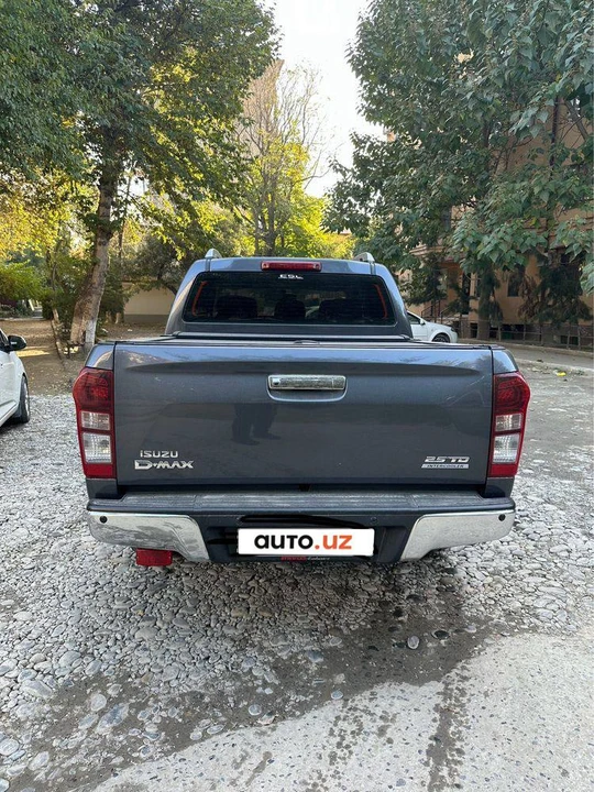 ISUZU D-MAX III