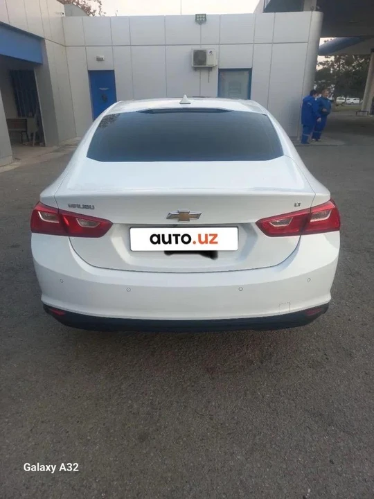 Chevrolet Malibu IX