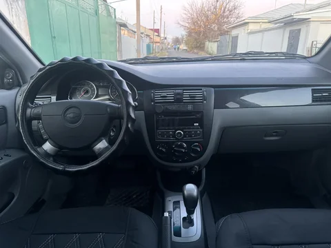 Chevrolet Gentra II