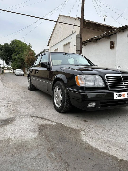 Mercedes-Benz E-class I W124