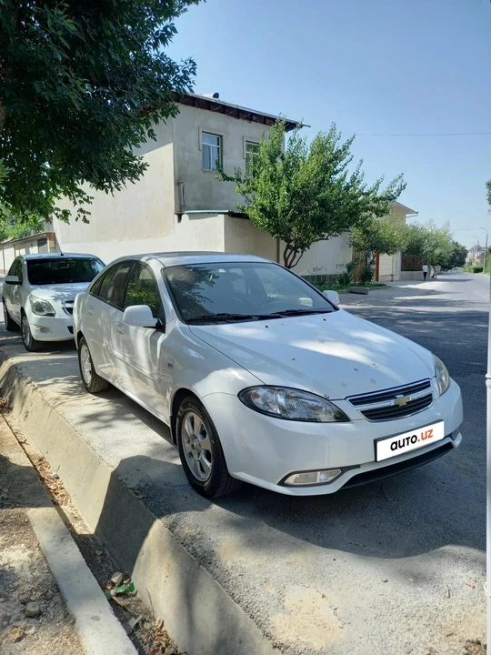 Chevrolet Gentra II