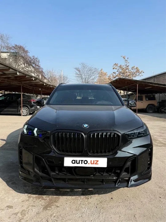 BMW X5 M III F95