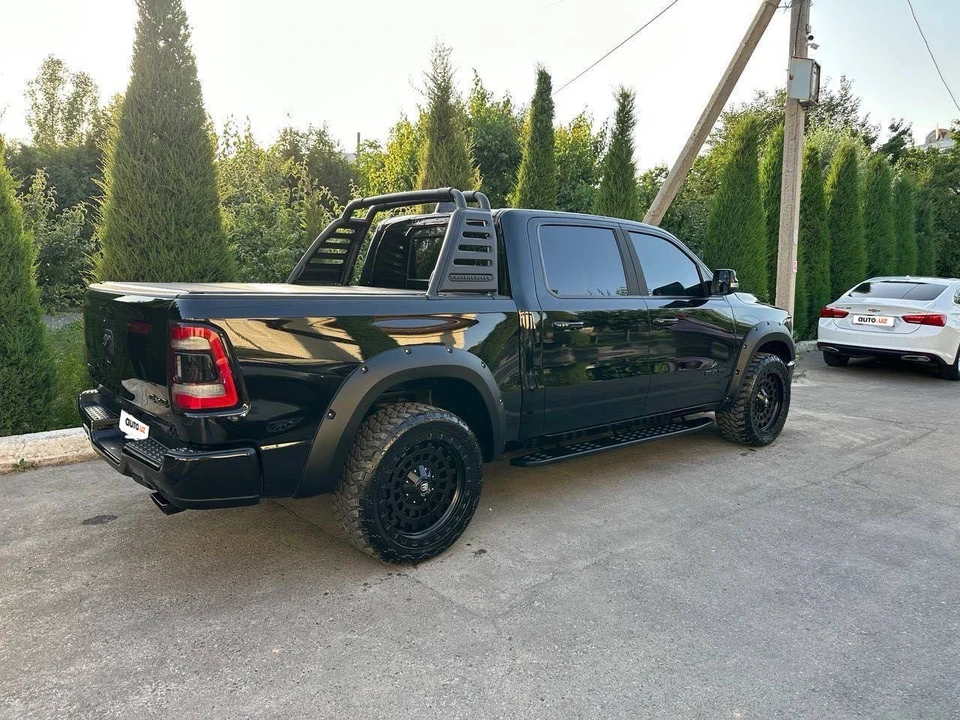 RAM 1500 V