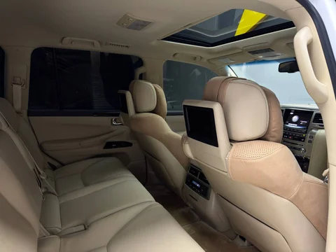 Lexus LX III