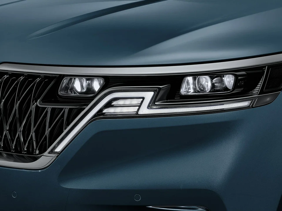 Kia Carnival IV