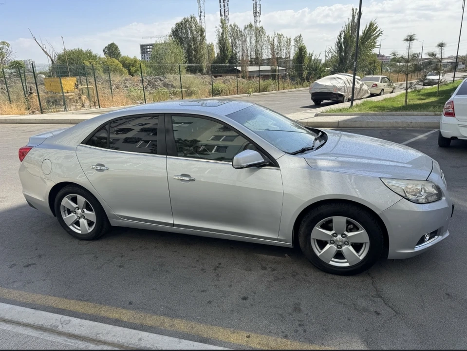 Chevrolet Malibu VII