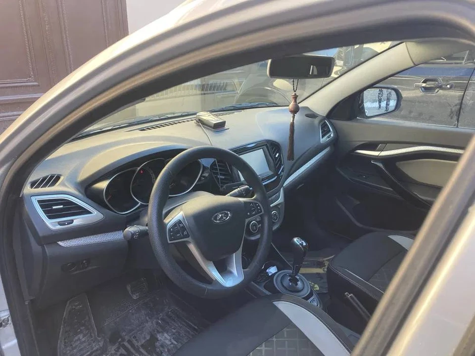 Lada Vesta I