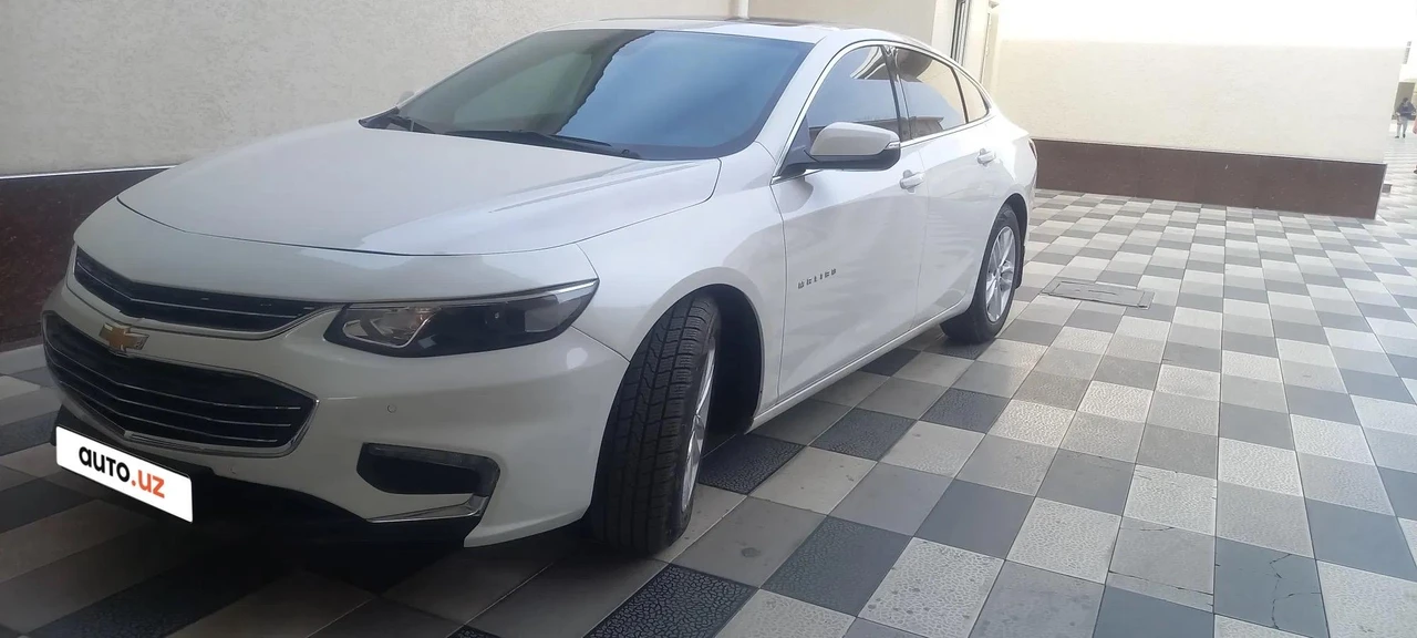 Chevrolet Malibu IX