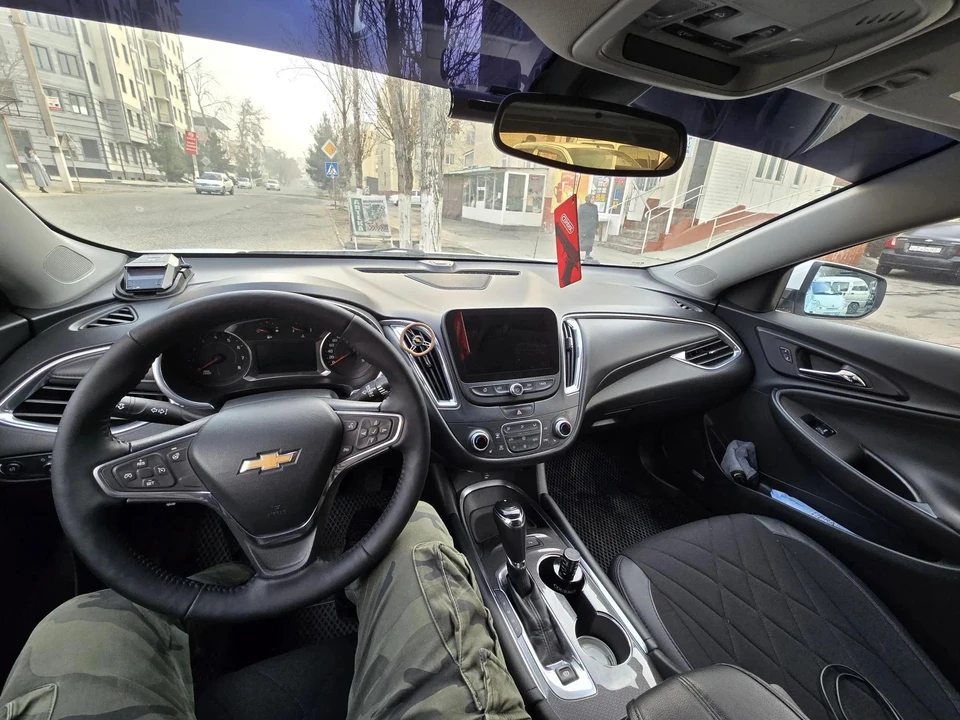 Chevrolet Malibu IX