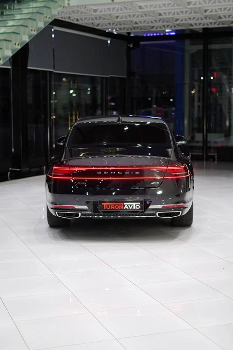 Genesis G90 II