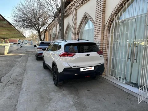 Chevrolet Tracker IV