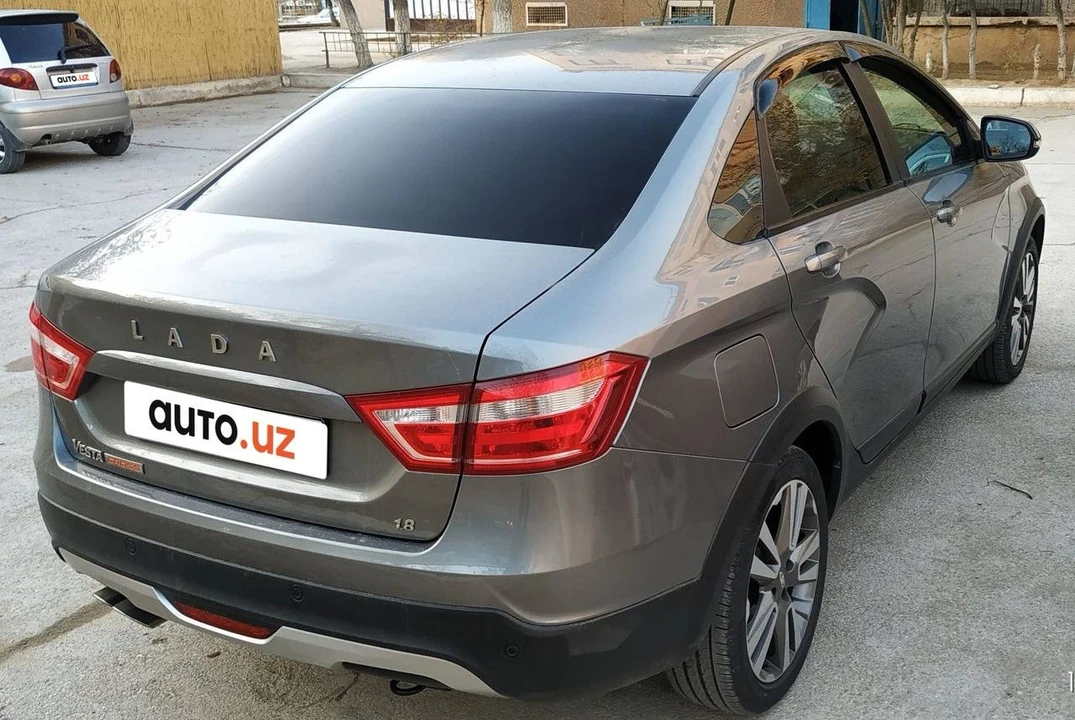 Lada Vesta I