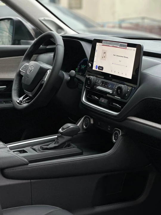 Toyota Grand Highlander I