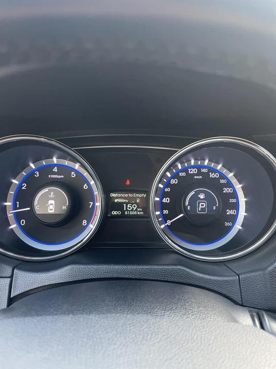 Hyundai Sonata VI (YF)