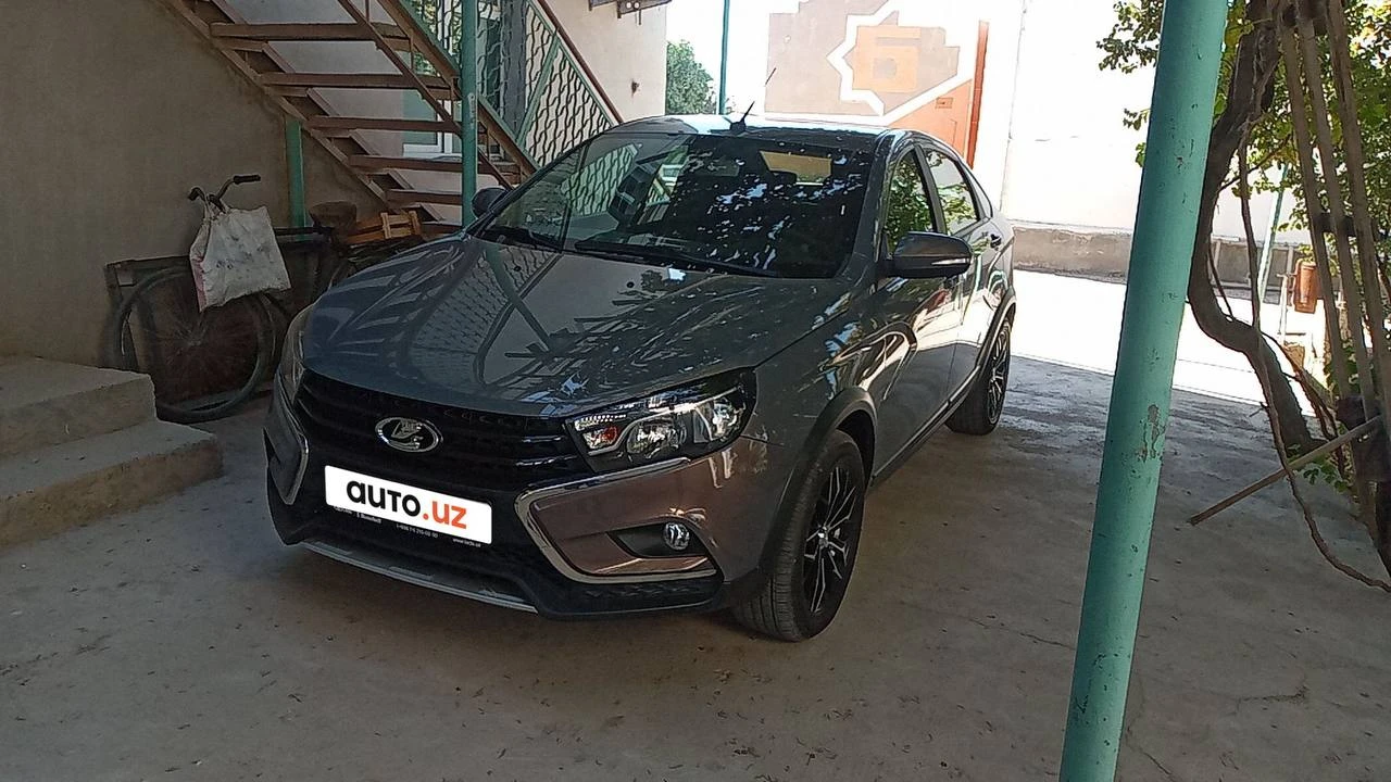 Lada Vesta I