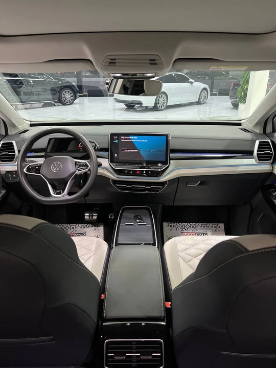 Volkswagen ID.6 Crozz I