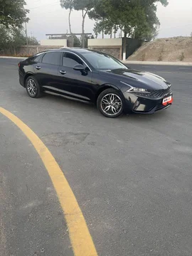 Kia K5 III