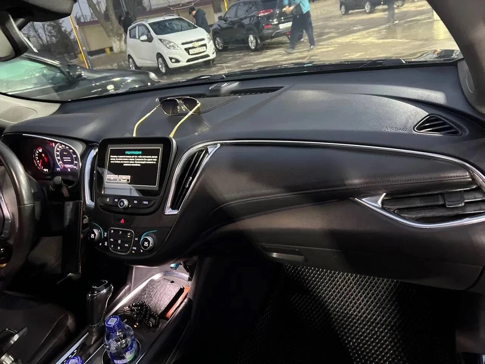 Chevrolet Malibu IX