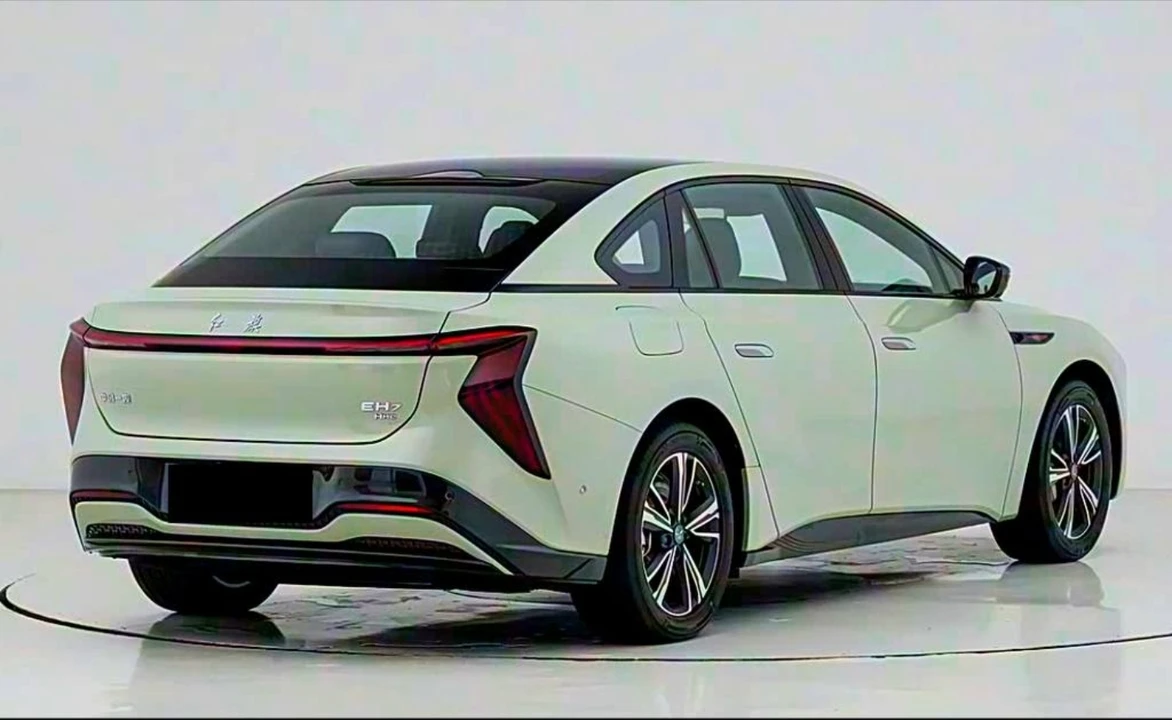 Hongqi EH7 I