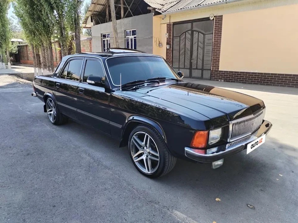 GAZ 3102 Volga I