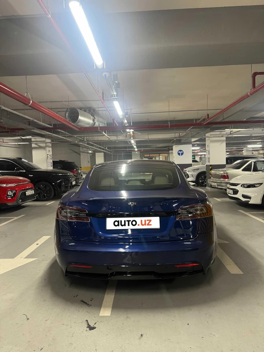 Tesla Model S I Рестайлинг II