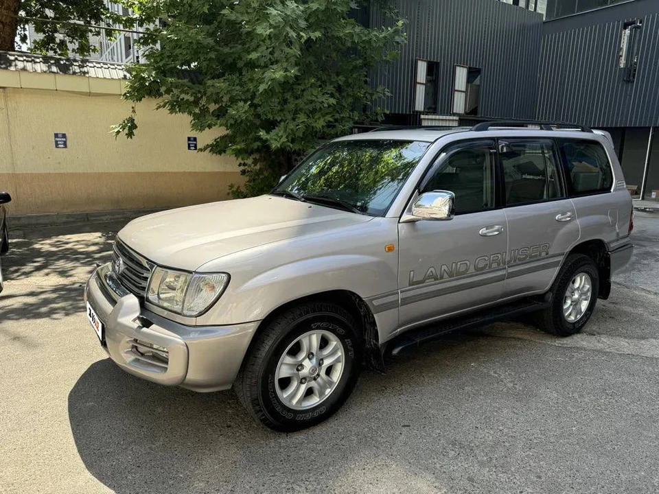 Toyota Land Cruiser 100 Series Рестайлинг 1