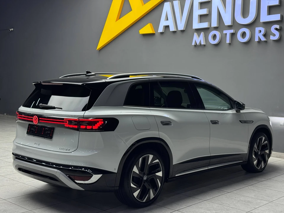 Volkswagen ID.6 Crozz I