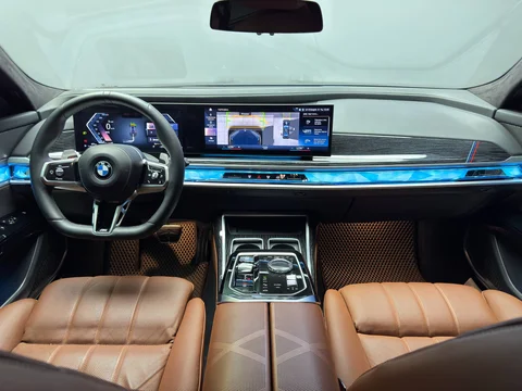 BMW 7 series VII (G70)