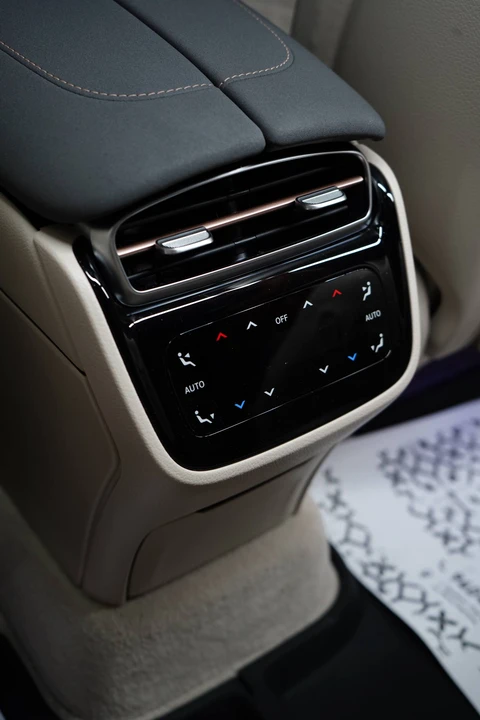 Mercedes-Benz EQS SUV I