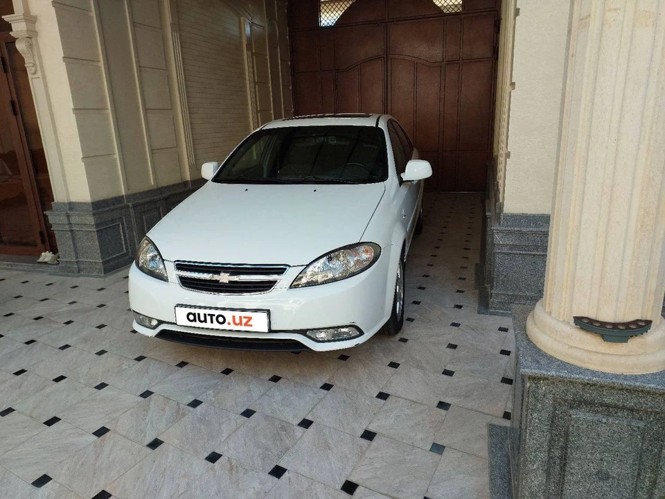 Chevrolet Gentra II