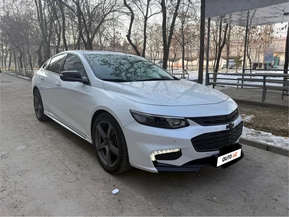 Chevrolet Malibu IX